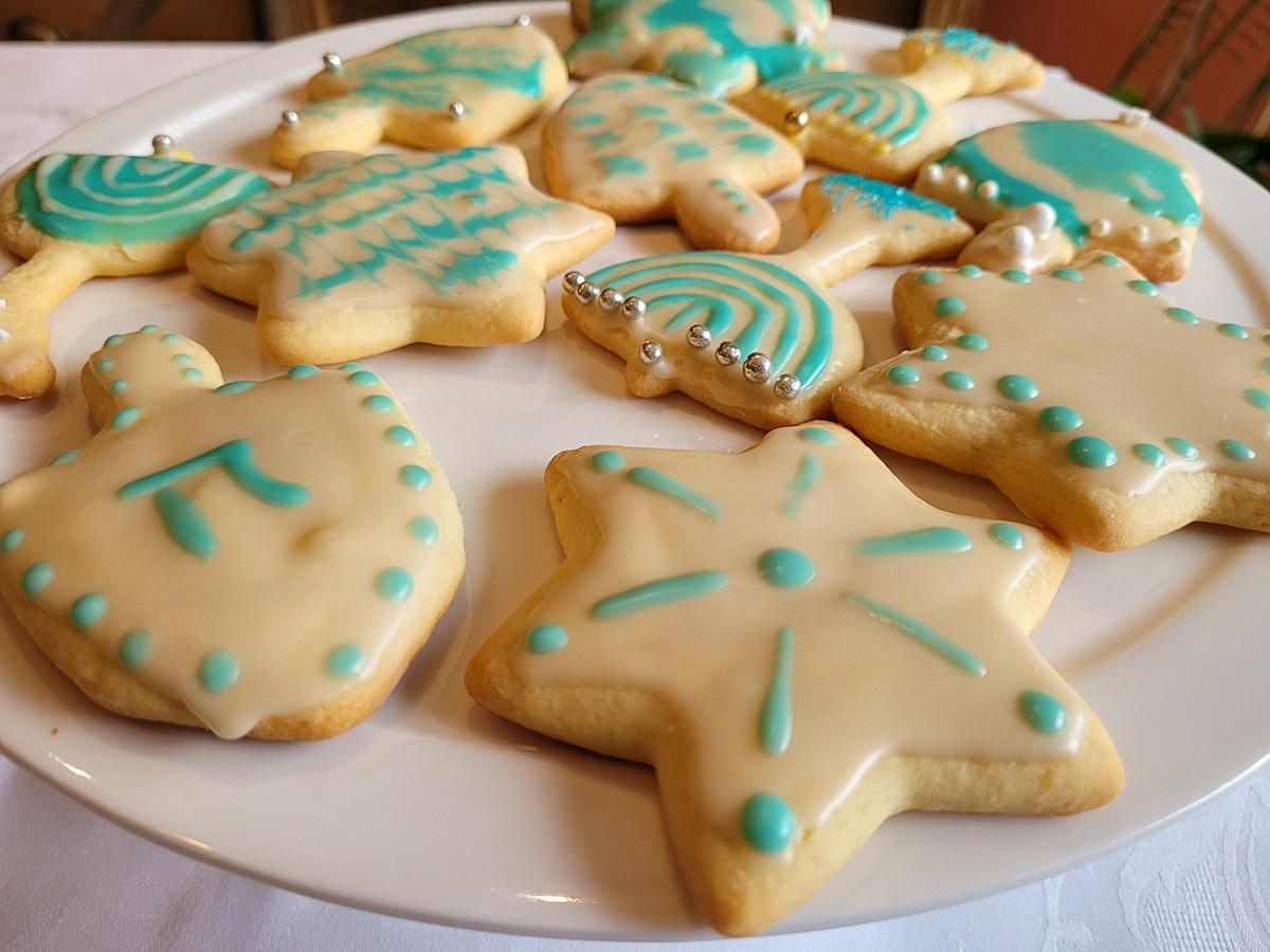 Hanukkah_cookies_decorated